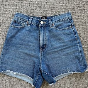 BDG mom high rise shorts